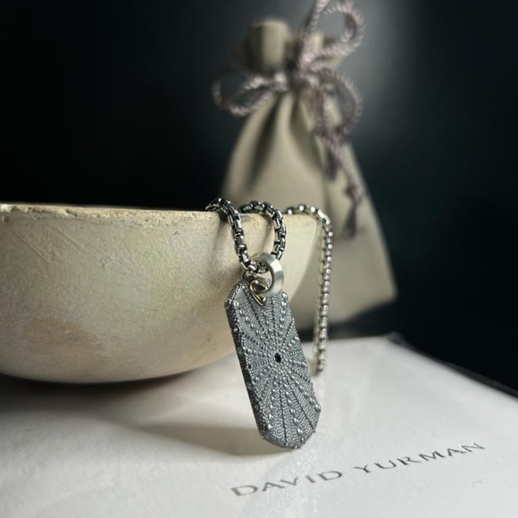 David Yurman Diamond Dog Tag Pendant and chain - Picture 5 of 8